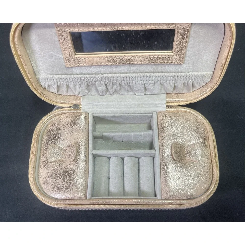 Cynthia Rowley Zip‎ Around Travel Jewelry Case